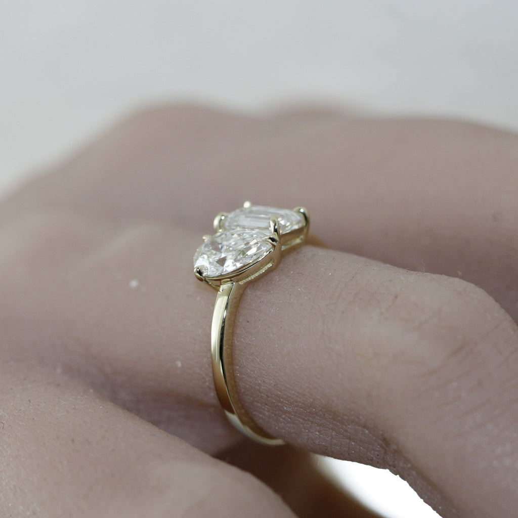 emerald cut diamond ring
