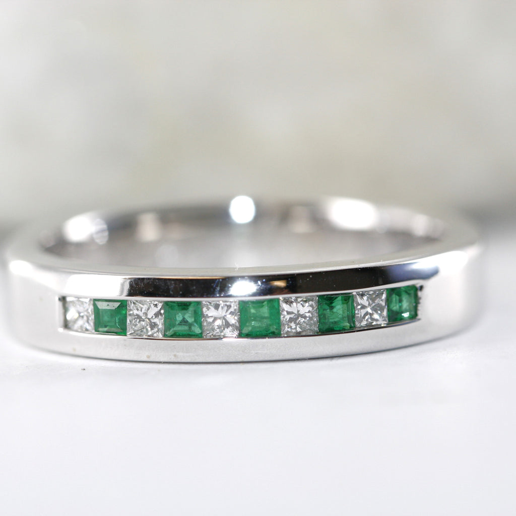 emerald diamond  ring