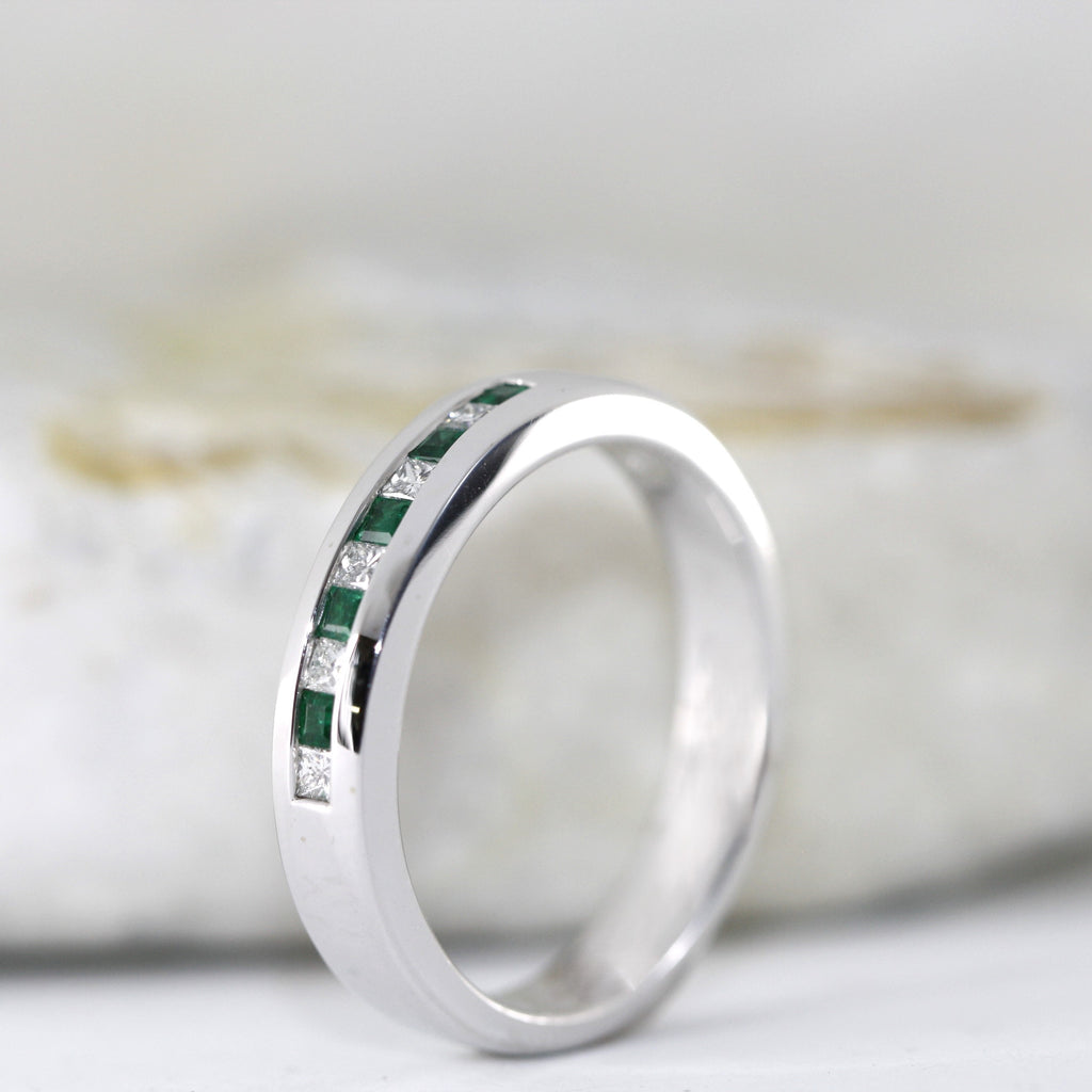 emerald wedding ring