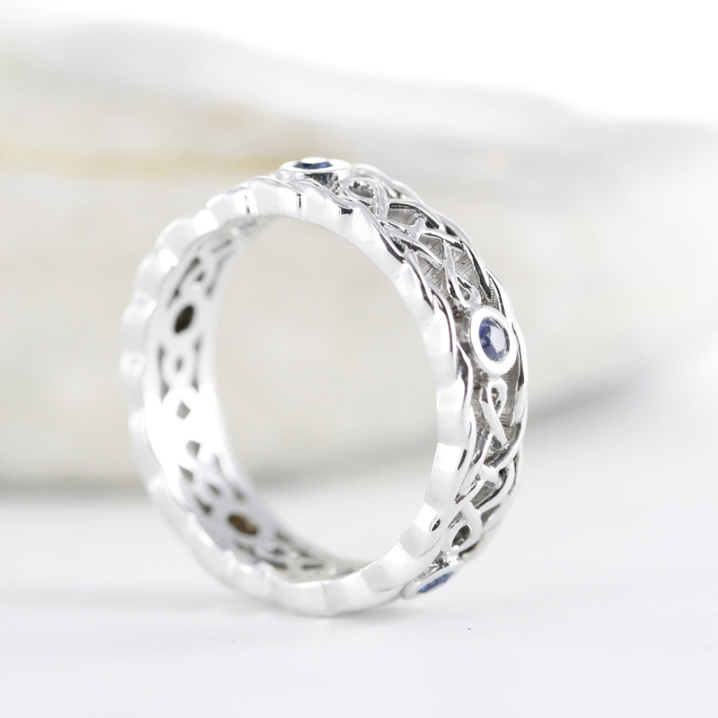 Brilliant Celtic Knot Wedding Ring in White Gold