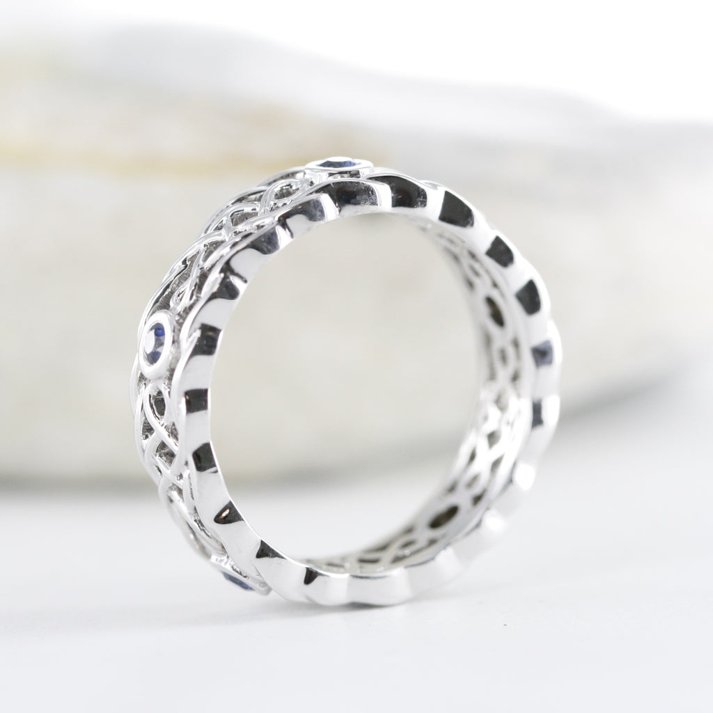 Brilliant Celtic Knot Wedding Ring in White Gold