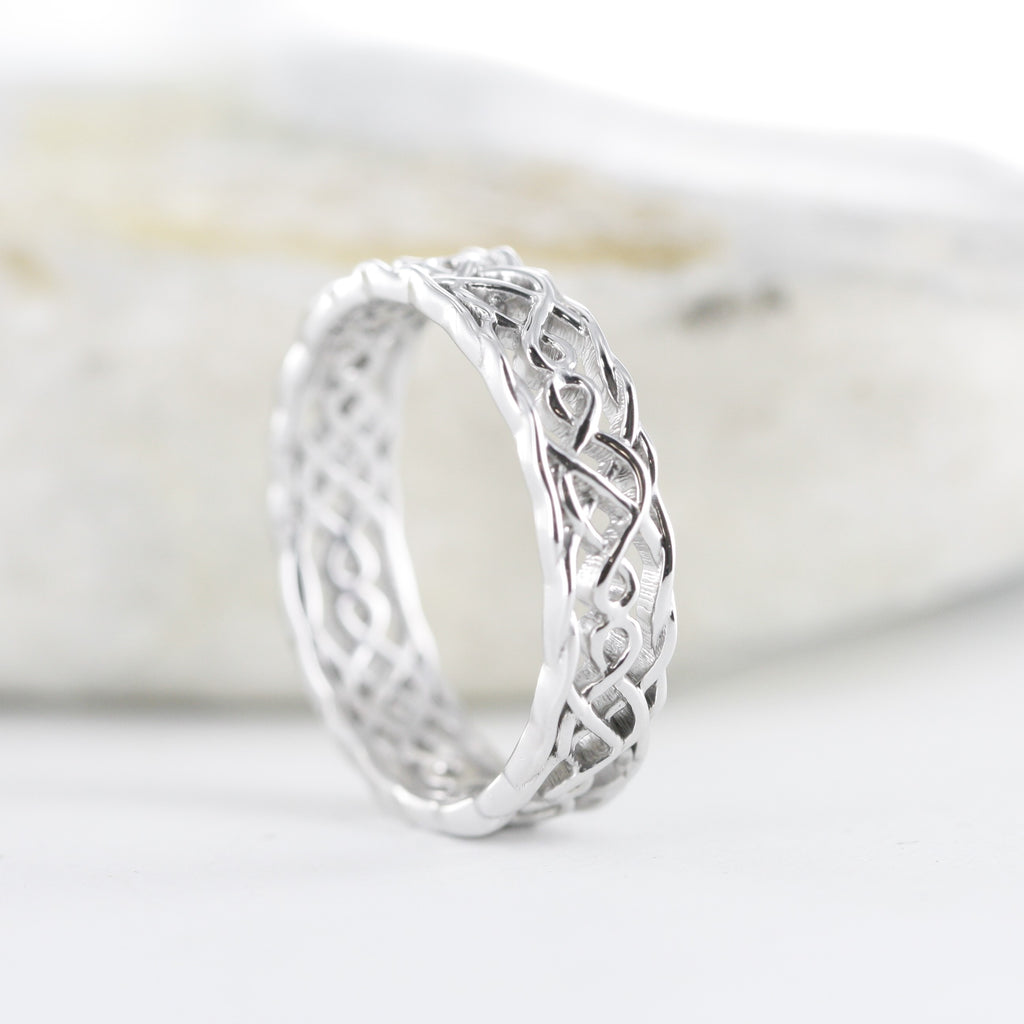 Celtic Knot Design Ring in 14k White Gold