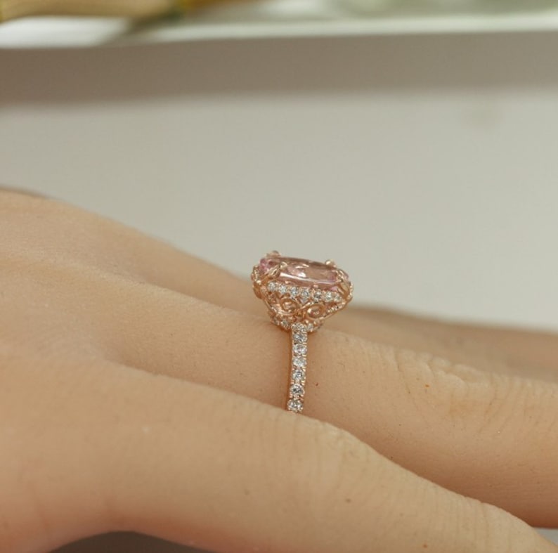 Love Flow-9X7 Pink Morganite and VS Diamond in 14K Rose Gold image 4