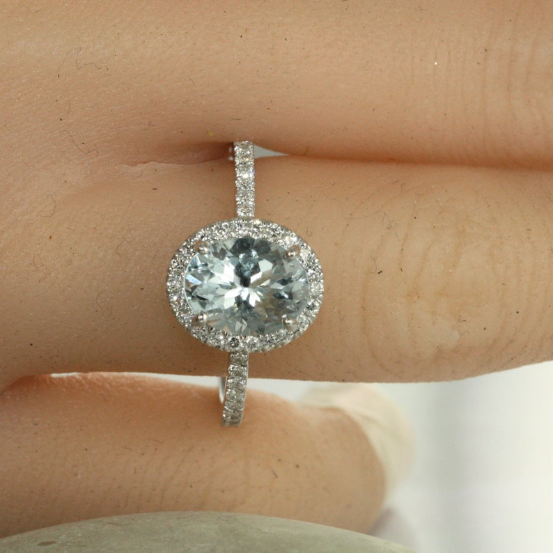 custommade aquamarine engagement ring in14k white gold