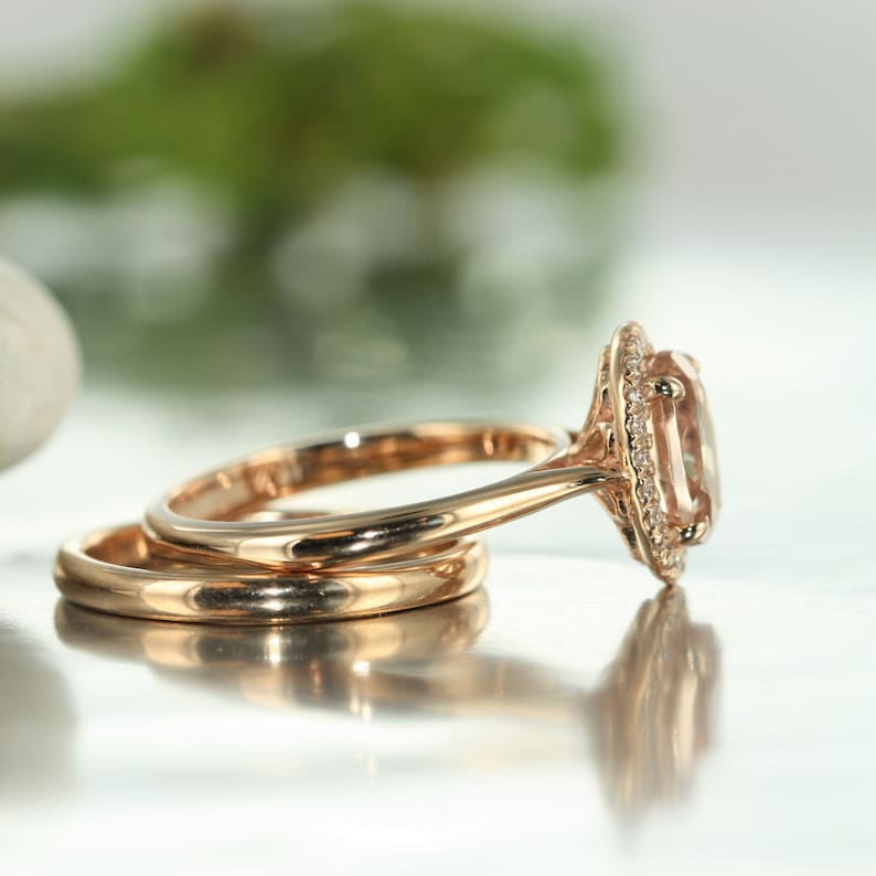 Balance-VS Diamond 9x7 Oval Morganite In 14K Rose Gold Halo image 6