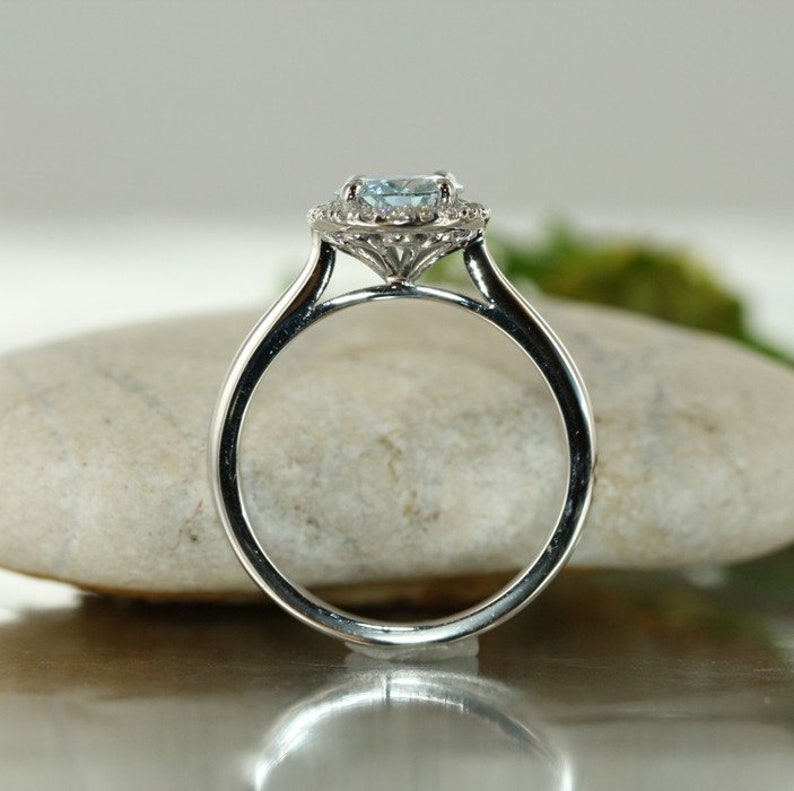 aquamarine and diamond engagemnt ring in 14k gold
