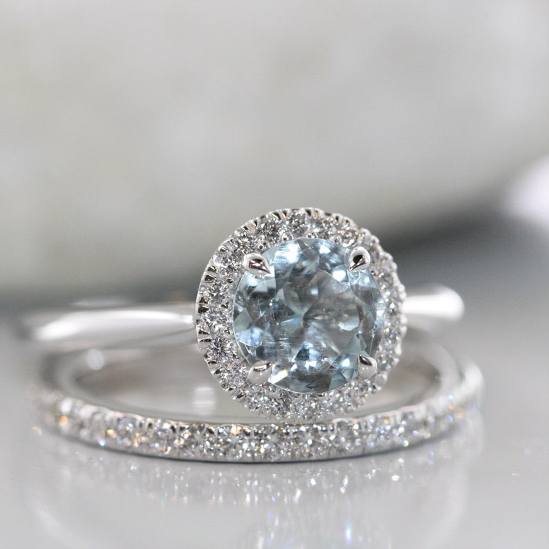 Balance-VS Diamond 7mm Round Aquamarine Diamond Halo image 3