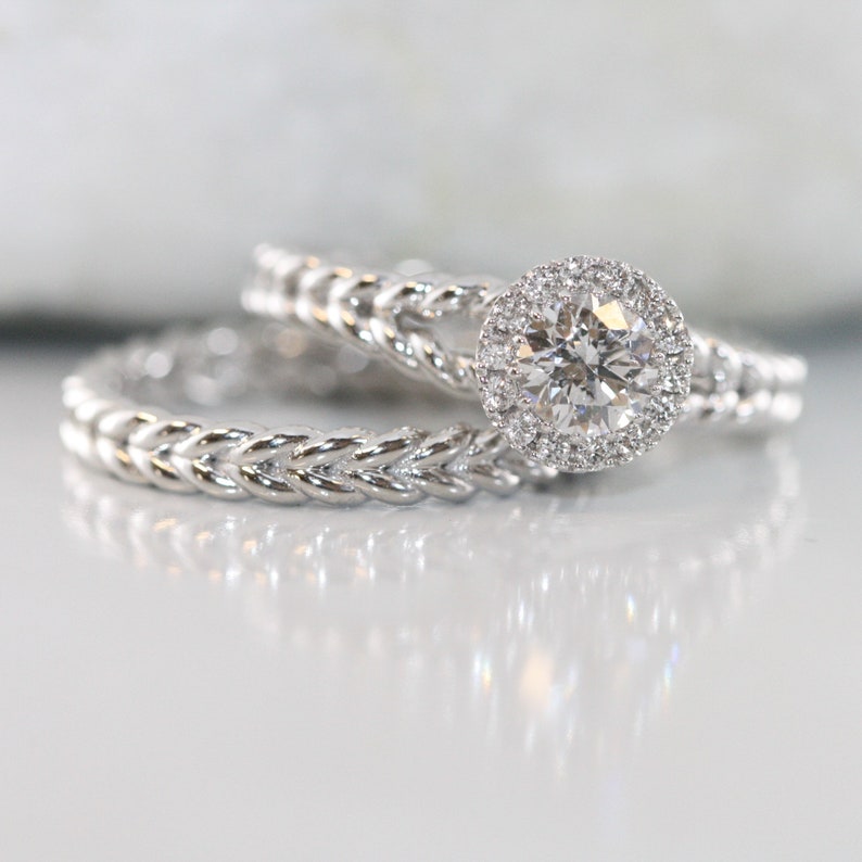 Love Rope 0.50 Carat Round Halo Diamond Engagment Ring in 14K image 4