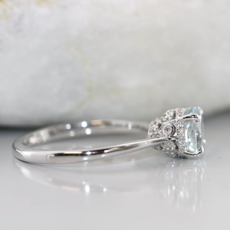 Simple Love-VS Diamond 7mm Round Aquamarine in 14K White Gold image 2