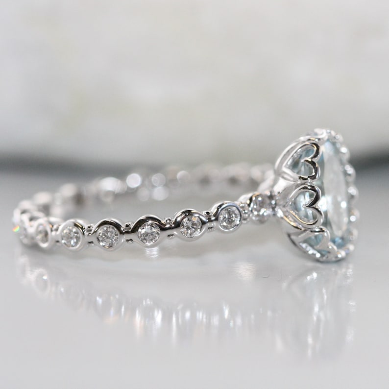 Center of Love-1/4 Carat VS Diamond 9x7 Oval Aquamarine In 14K image 2