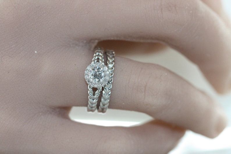 Love Rope 0.50 Carat Round Halo Diamond Engagment Ring in 14K image 7