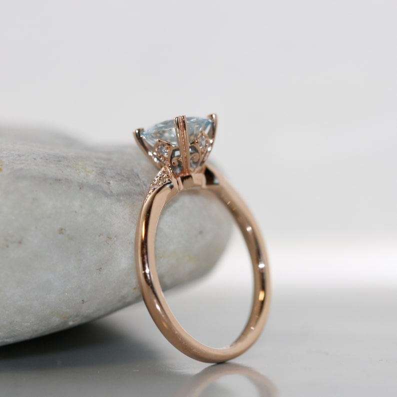 Unity-VS Diamond 7mm Round Aquamarine in 14K Rose Gold Diamond image 7