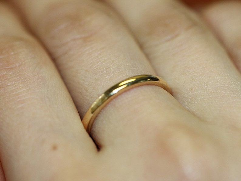 Balance-Women's 14k Yellow Gold Wedding Band Ring image 3