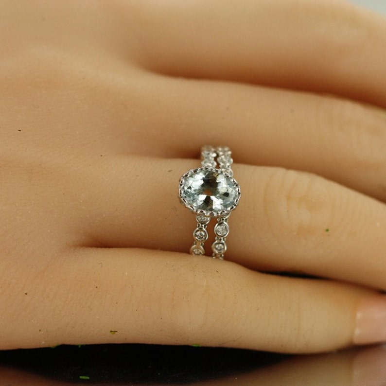 Center of Love-Oval Aquamarine Diamond Wedding Ring Set in 14k image 6